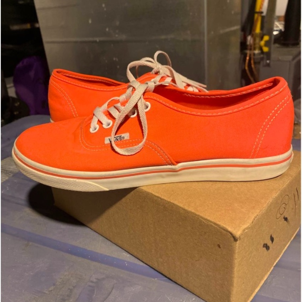 New VANS